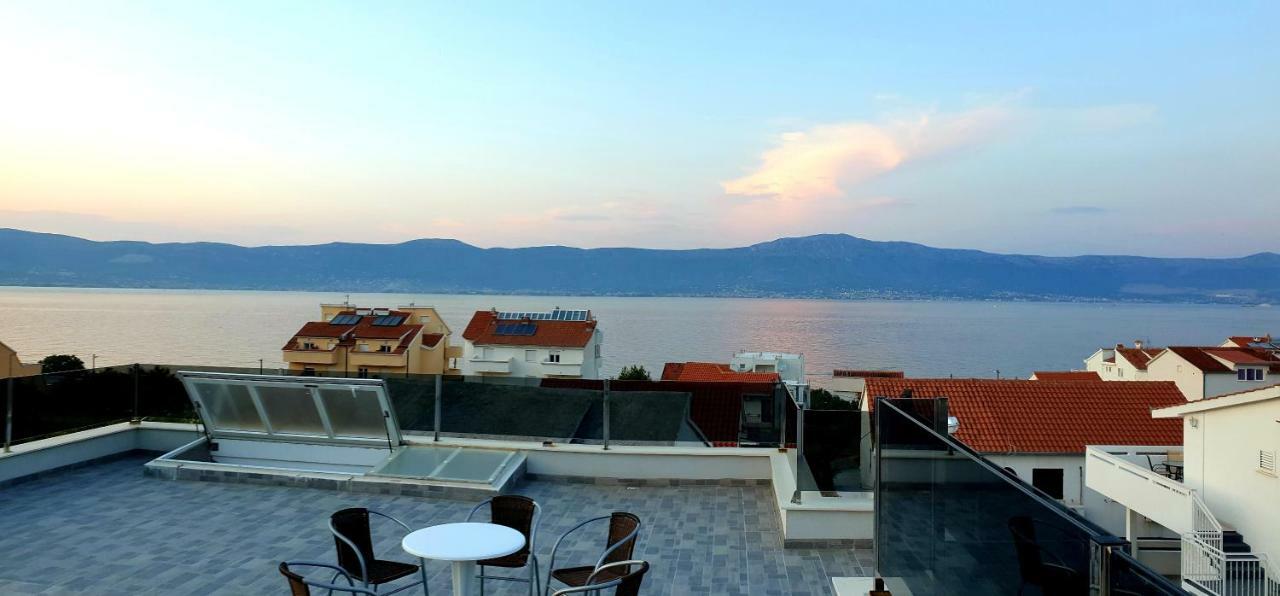 Villa Freya - Vacation House Slatine Exterior foto